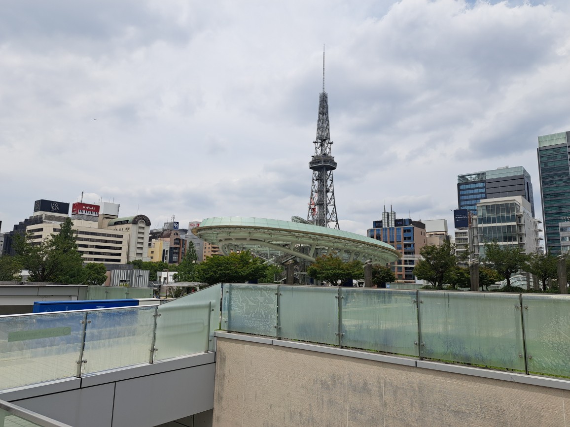 ななお